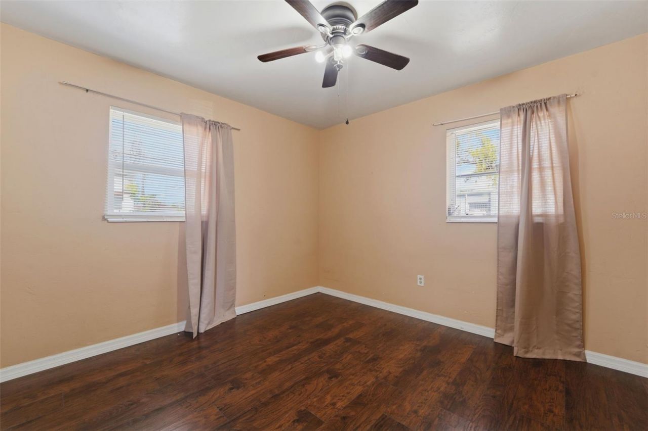 3235 Emerson Avenue S, Saint Petersburg, FL 33712 Photo