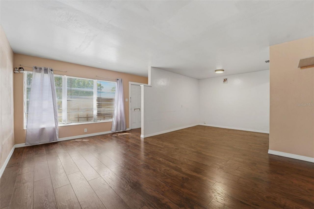 3235 Emerson Avenue S, Saint Petersburg, FL 33712 Photo