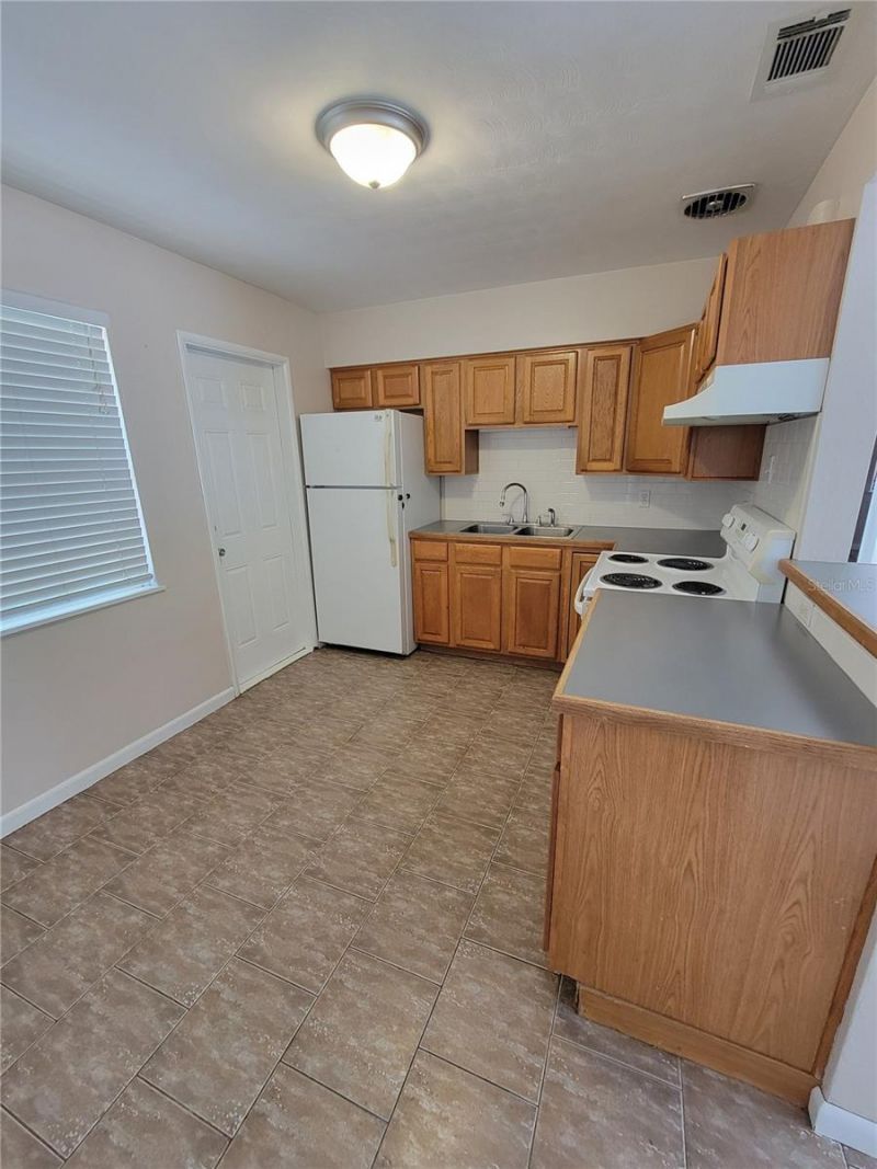 250 37th Street N, Saint Petersburg, FL 33713 Photo