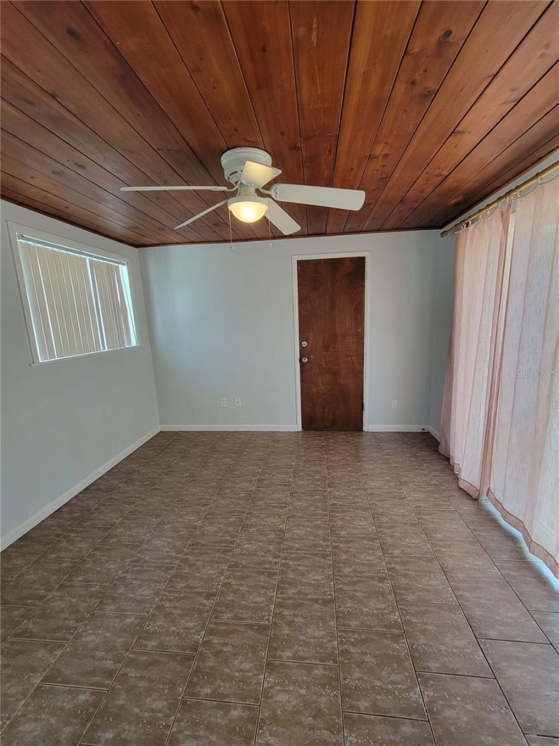 250 37th Street N, Saint Petersburg, FL 33713 Photo
