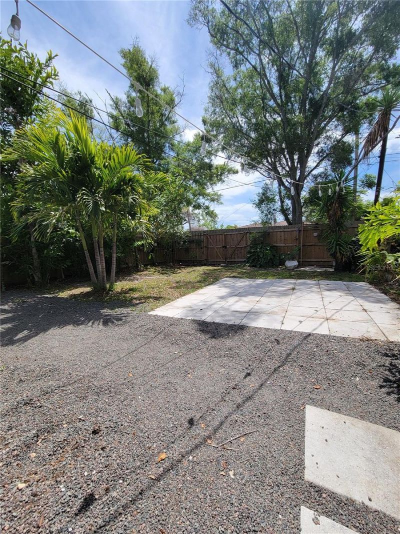 250 37th Street N, Saint Petersburg, FL 33713 Photo