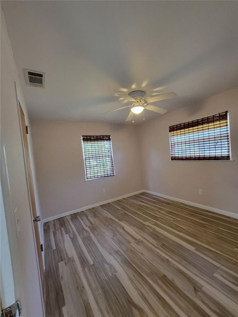 250 37th Street N, Saint Petersburg, FL 33713 Photo