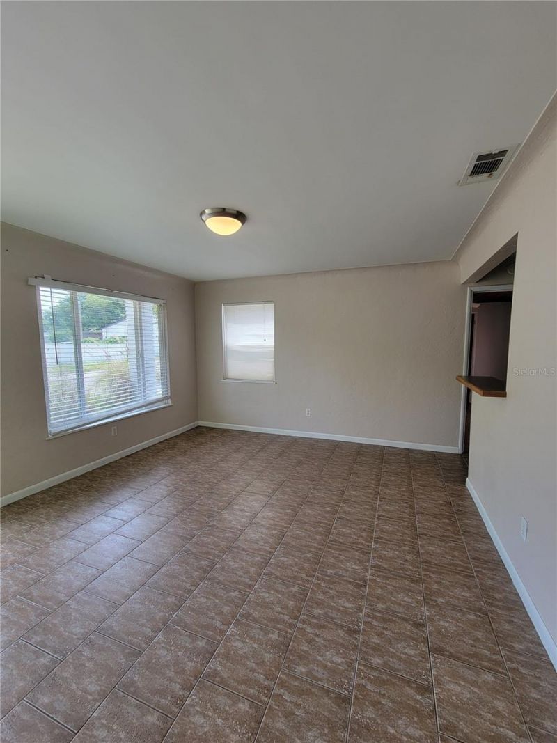 250 37th Street N, Saint Petersburg, FL 33713 Photo