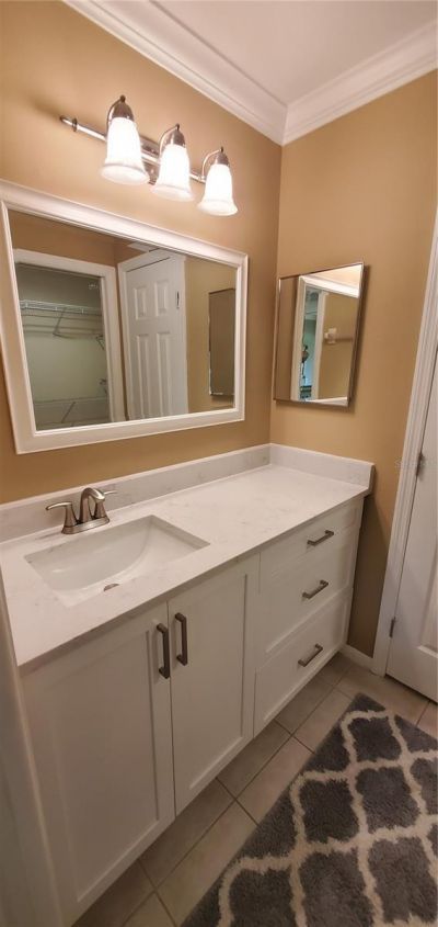 6110 Country Club Way, Unit 201, Sarasota, FL 34243 Photo