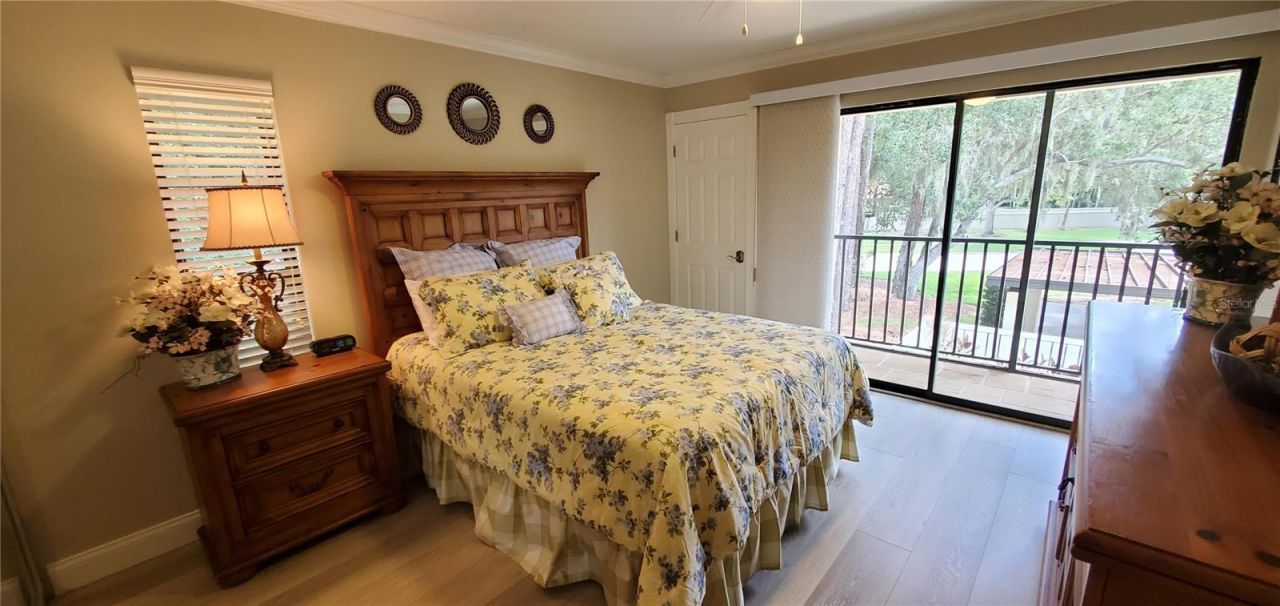 6110 Country Club Way, Unit 201, Sarasota, FL 34243 Photo