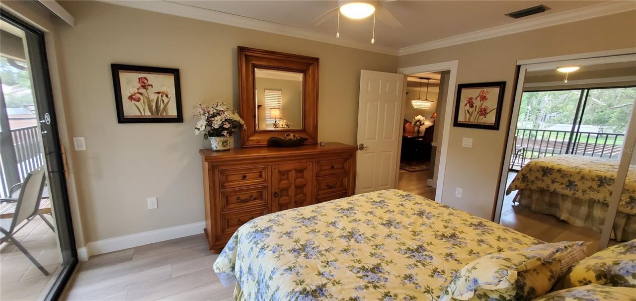 6110 Country Club Way, Unit 201, Sarasota, FL 34243 Photo