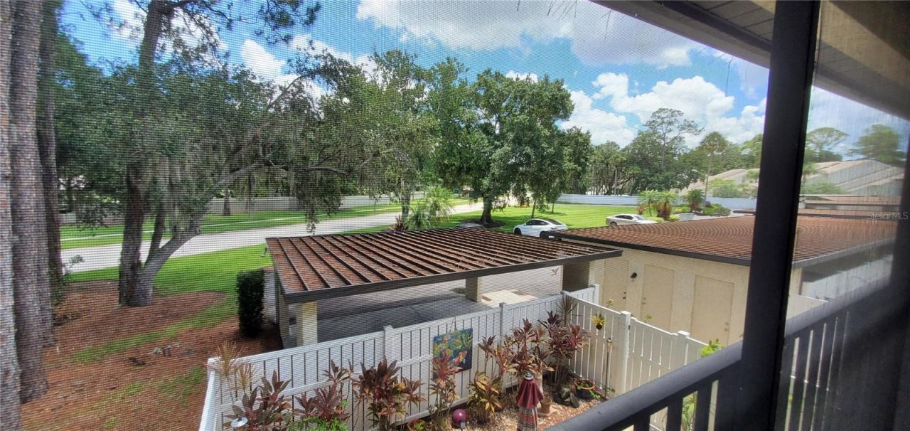 6110 Country Club Way, Unit 201, Sarasota, FL 34243 Photo