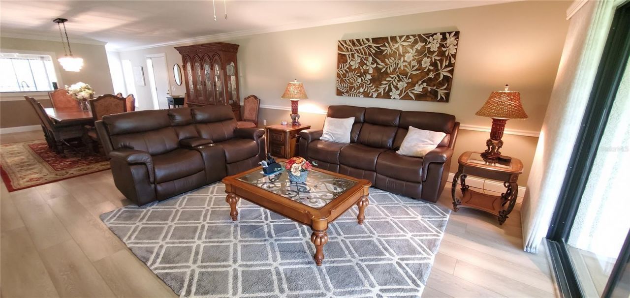 6110 Country Club Way, Unit 201, Sarasota, FL 34243 Photo