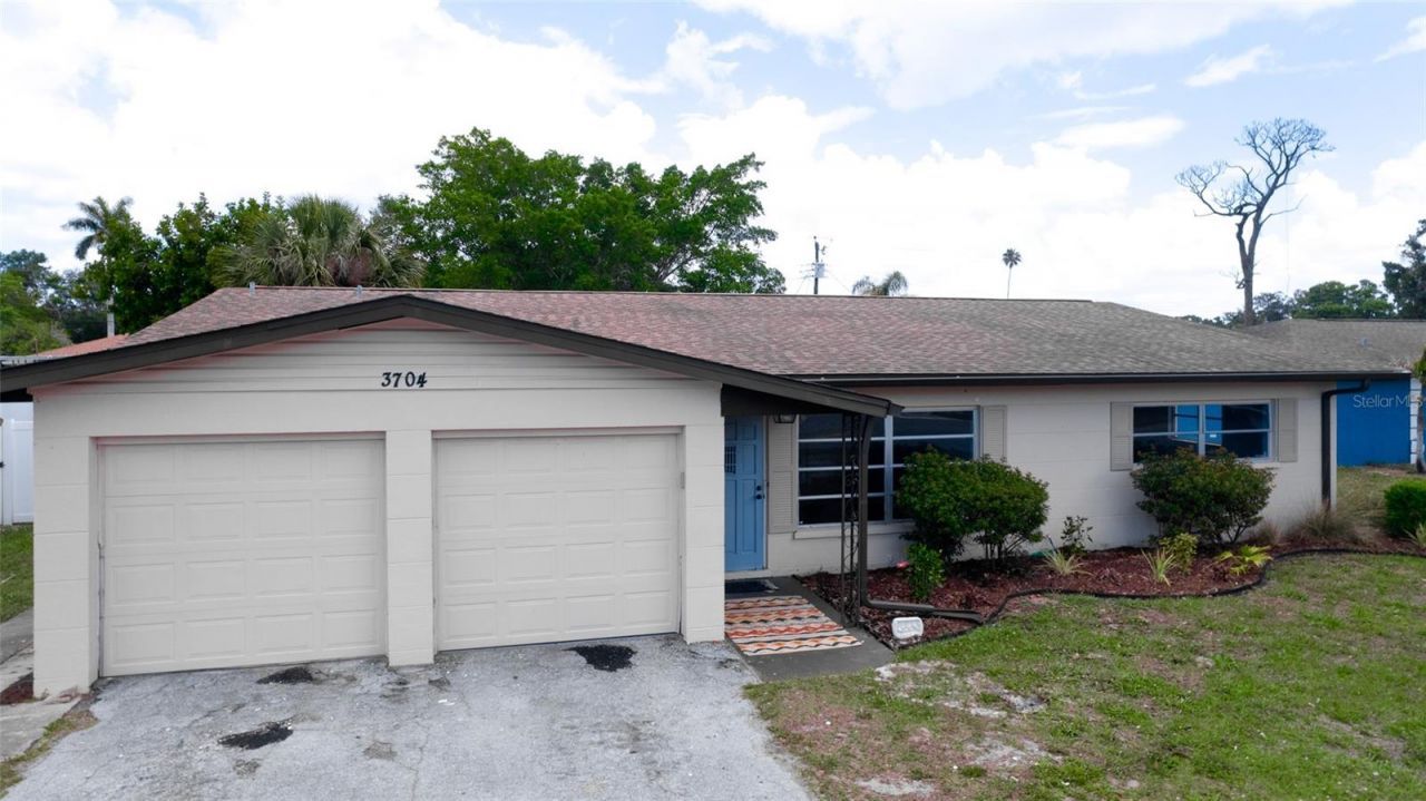3704 17th Avenue W, Bradenton, FL 34205 Photo