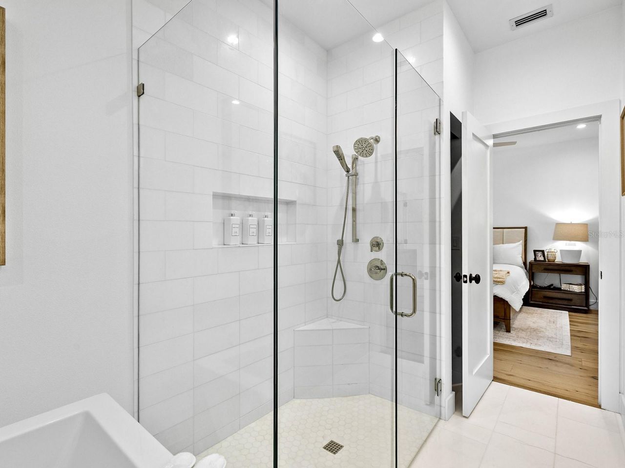 617 Madison Court, Sarasota, FL 34236 Photo