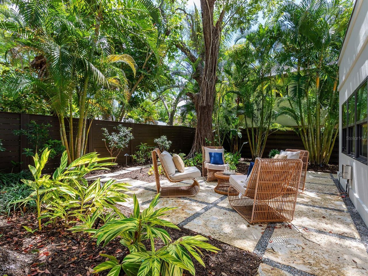 617 Madison Court, Sarasota, FL 34236 Photo