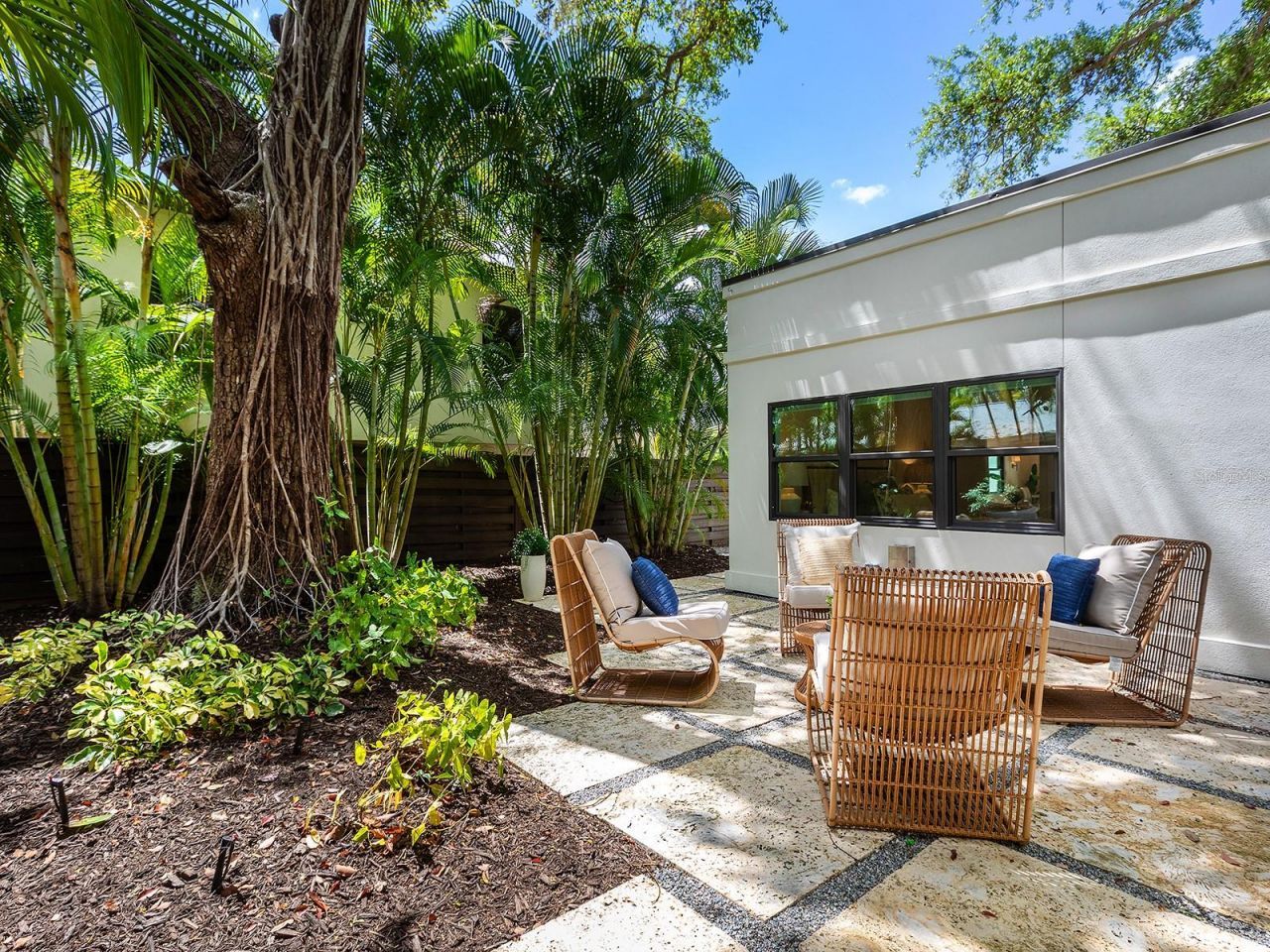 617 Madison Court, Sarasota, FL 34236 Photo