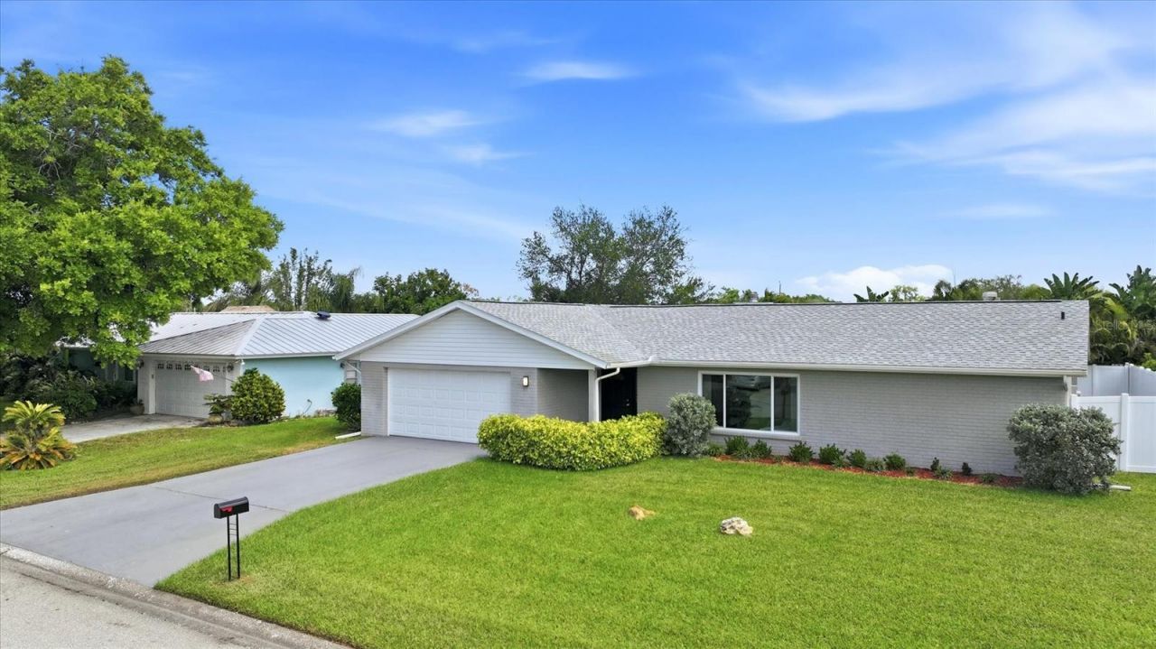 2205 71st Street W, Bradenton, FL 34209 Photo