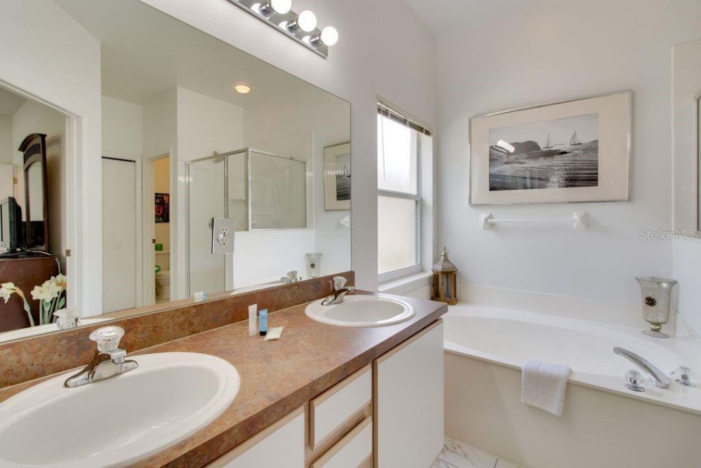 730 Bloomingdale Dr, Davenport, FL 33897 Photo