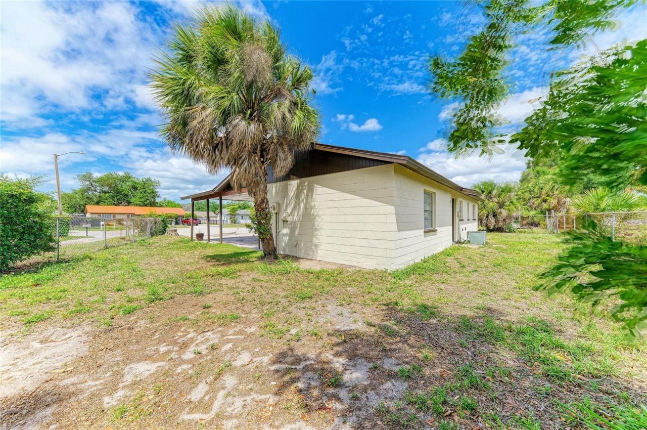 3012 Clay Circle , Sarasota, FL 34234 Photo