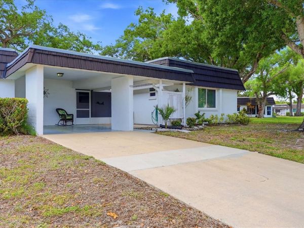 1333 GLEN OAKS DRIVE E, Unit 135, SARASOTA, FL 34232