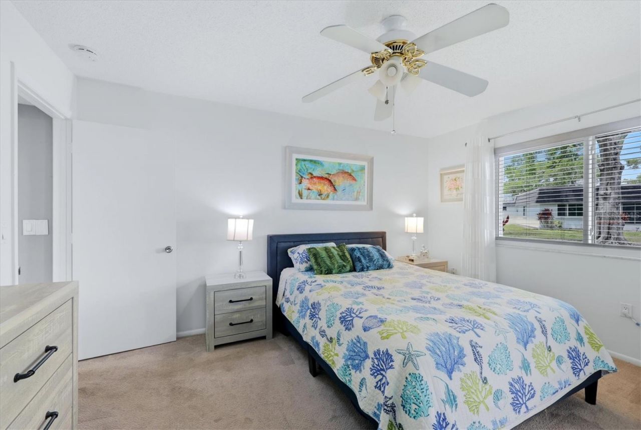 1333 Glen Oaks Drive E, Unit 135, Sarasota, FL 34232 Photo