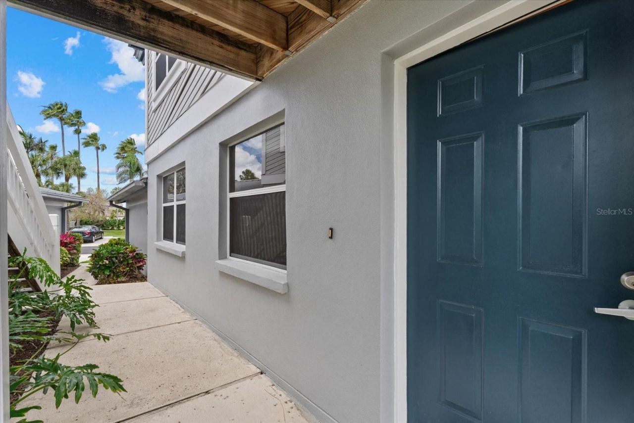 1332 Siesta Bayside Drive, Unit 1332C, Sarasota, FL 34242 Photo