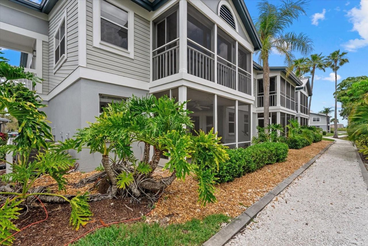 1332 Siesta Bayside Drive, Unit 1332C, Sarasota, FL 34242 Photo