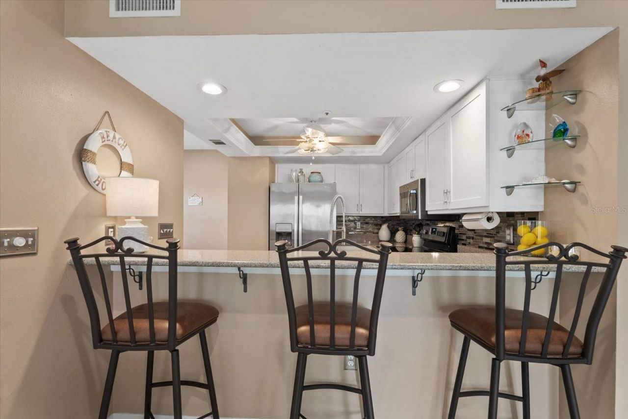 1332 Siesta Bayside Drive, Unit 1332C, Sarasota, FL 34242 Photo