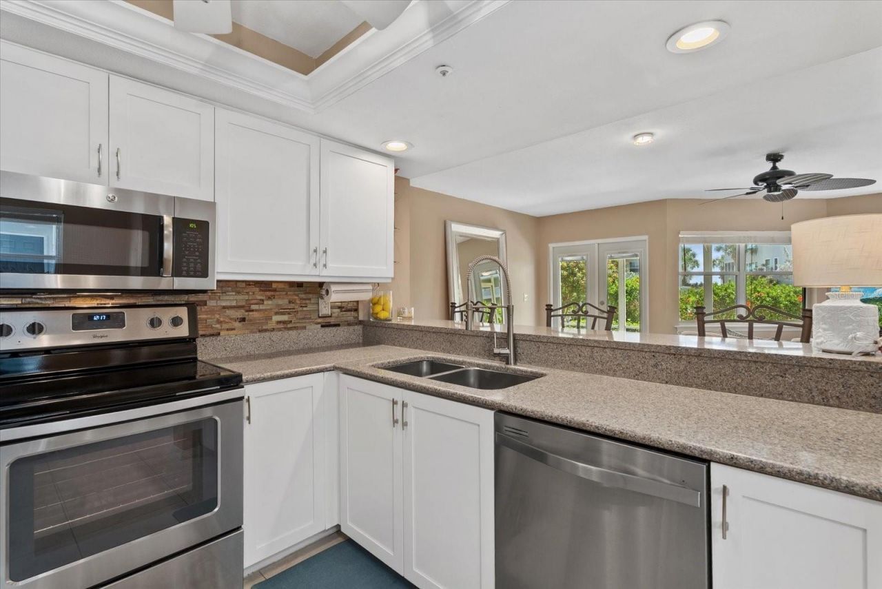 1332 Siesta Bayside Drive, Unit 1332C, Sarasota, FL 34242 Photo
