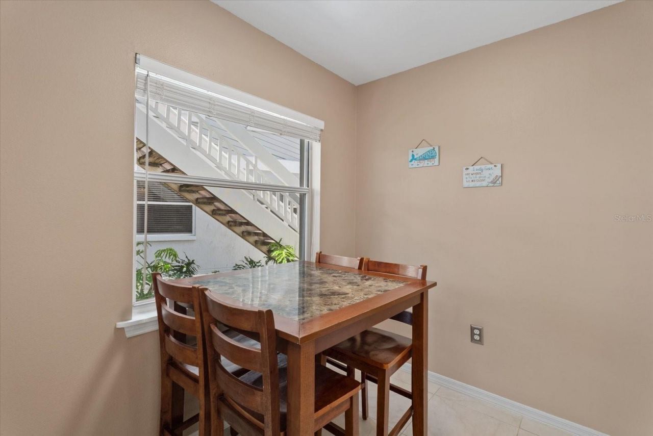 1332 Siesta Bayside Drive, Unit 1332C, Sarasota, FL 34242 Photo
