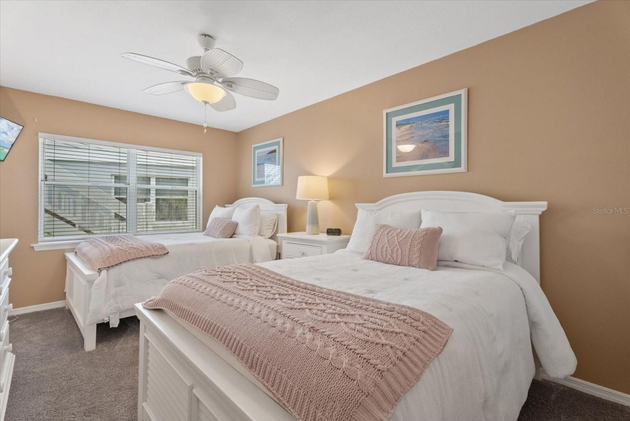 1332 Siesta Bayside Drive, Unit 1332C, Sarasota, FL 34242 Photo