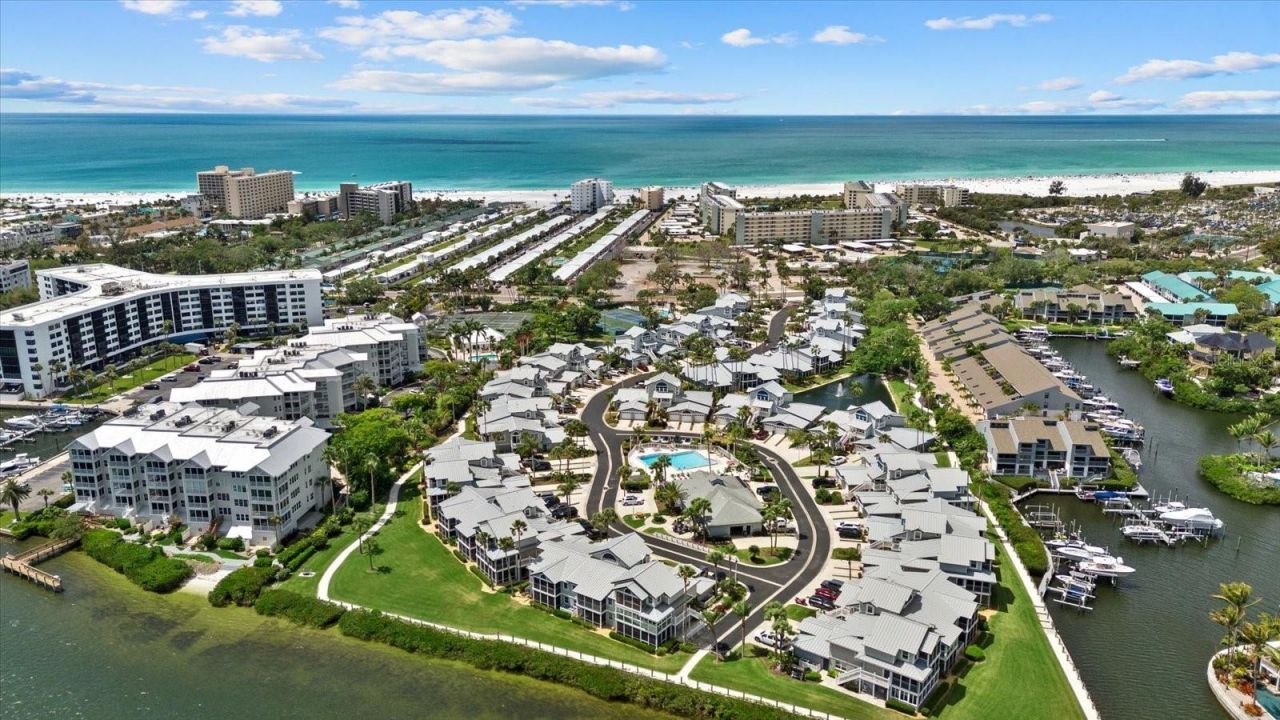 1332 Siesta Bayside Drive, Unit 1332C, Sarasota, FL 34242 Photo