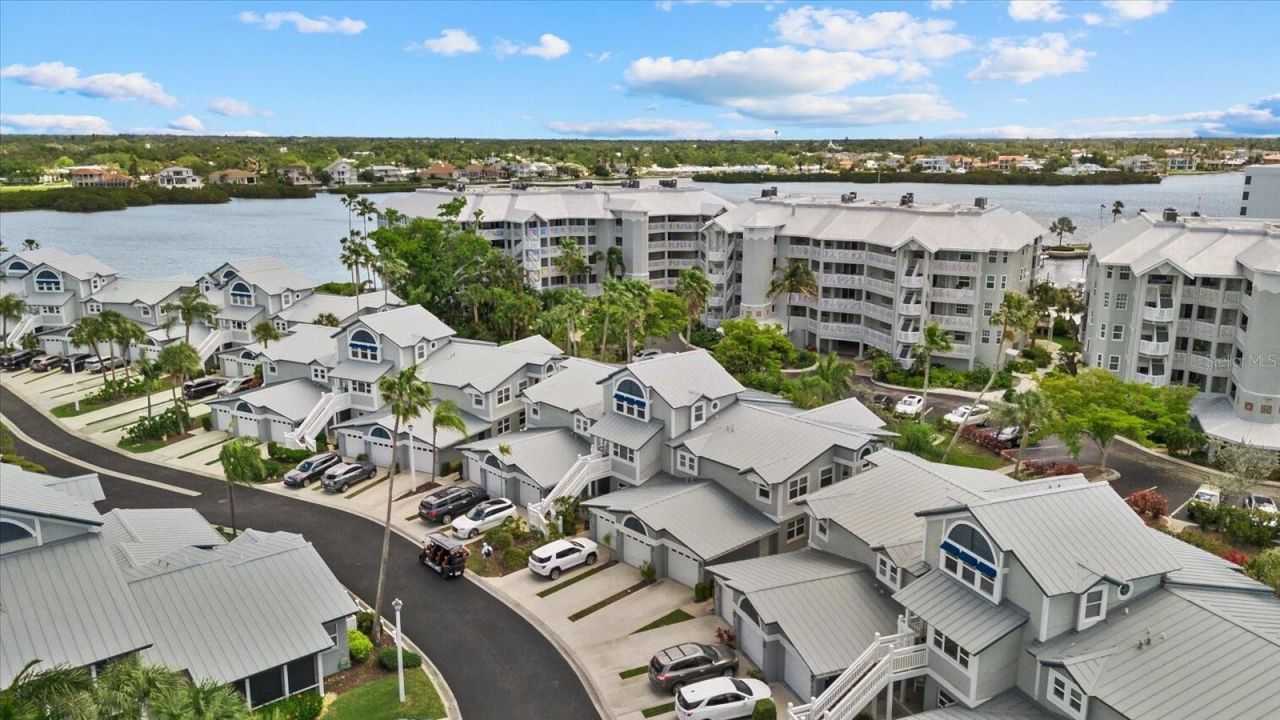 1332 Siesta Bayside Drive, Unit 1332C, Sarasota, FL 34242 Photo