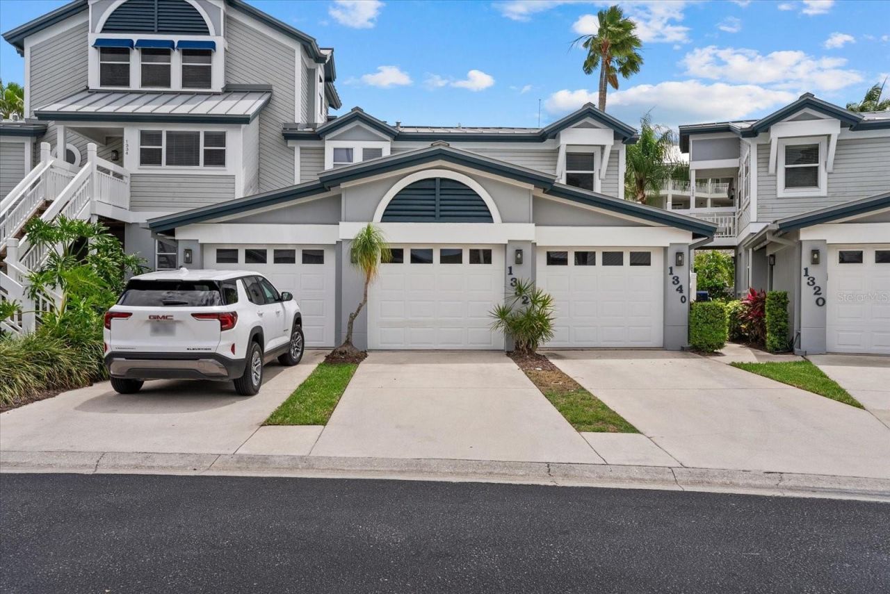 1332 Siesta Bayside Drive, Unit 1332C, Sarasota, FL 34242 Photo