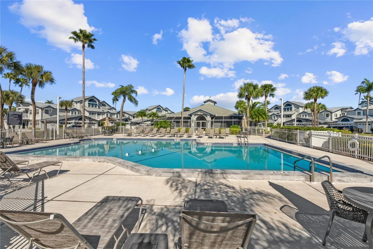 1332 Siesta Bayside Drive, Unit 1332C, Sarasota, FL 34242 Photo