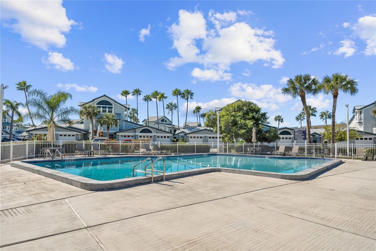 1332 Siesta Bayside Drive, Unit 1332C, Sarasota, FL 34242 Photo