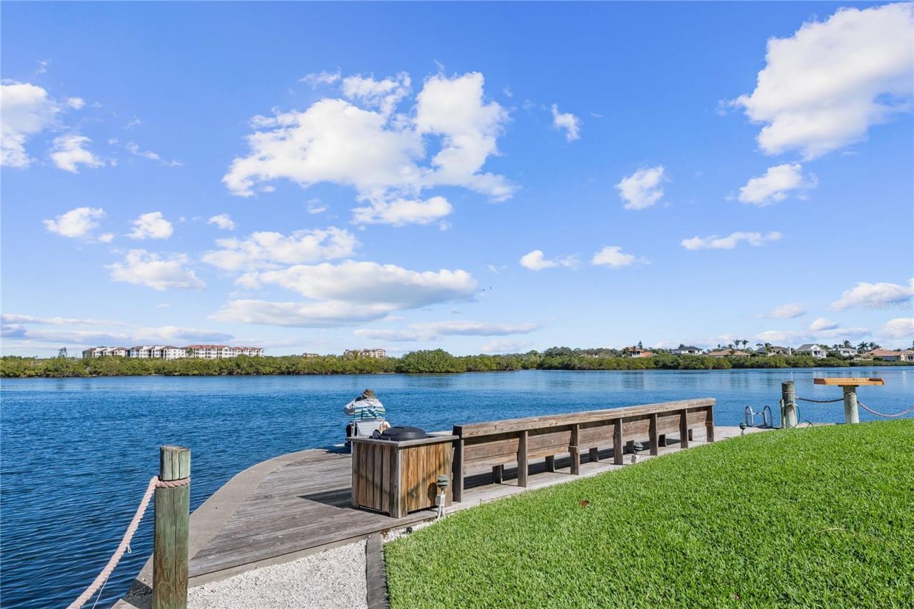 1332 Siesta Bayside Drive, Unit 1332C, Sarasota, FL 34242 Photo