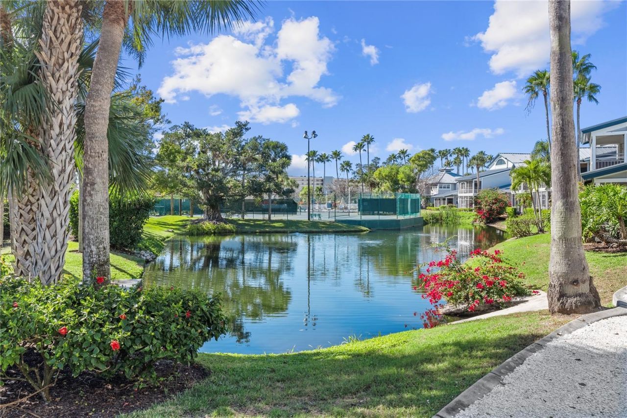 1332 Siesta Bayside Drive, Unit 1332C, Sarasota, FL 34242 Photo