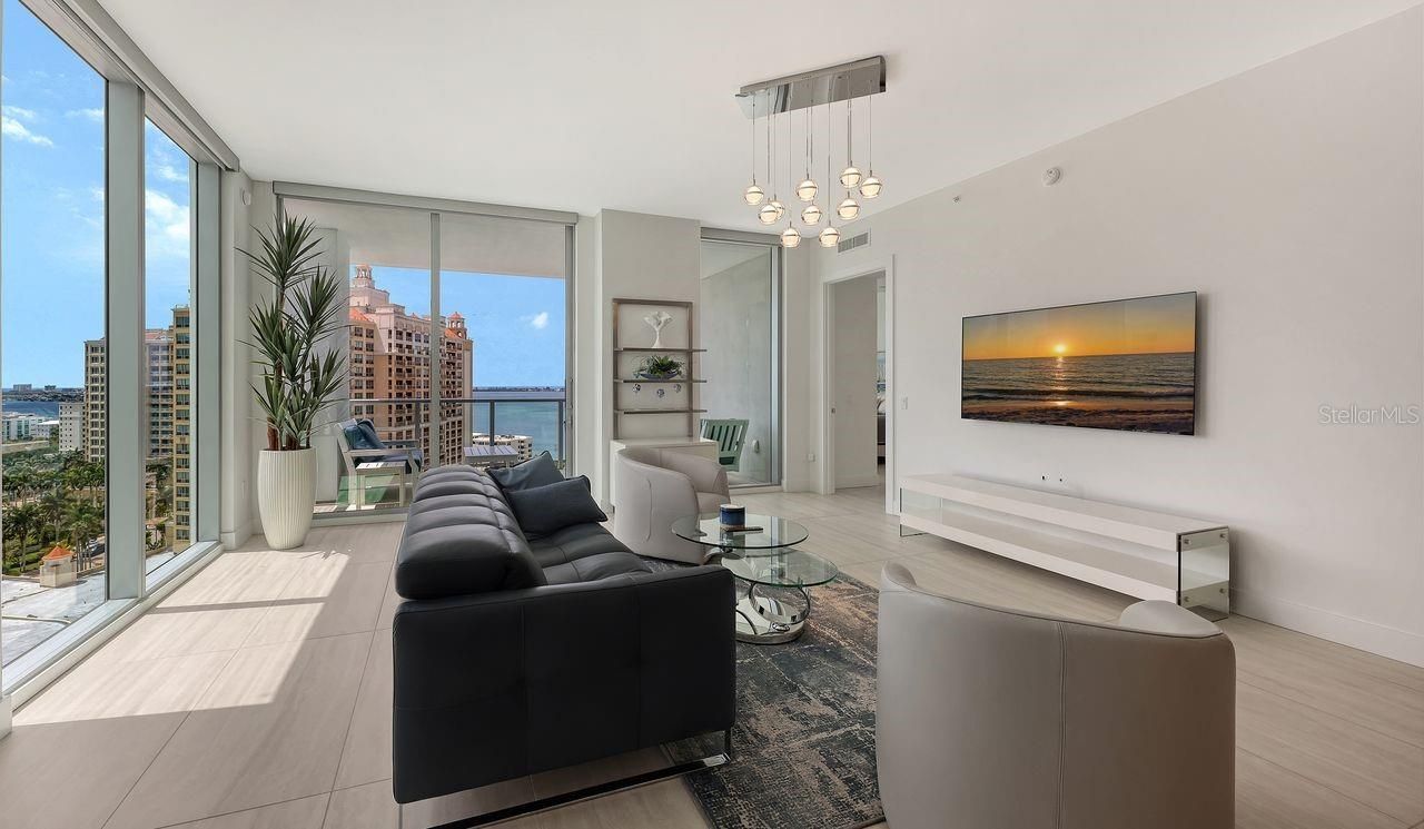 301 Quay Commons, Unit 1210, Sarasota, FL 34236 Photo