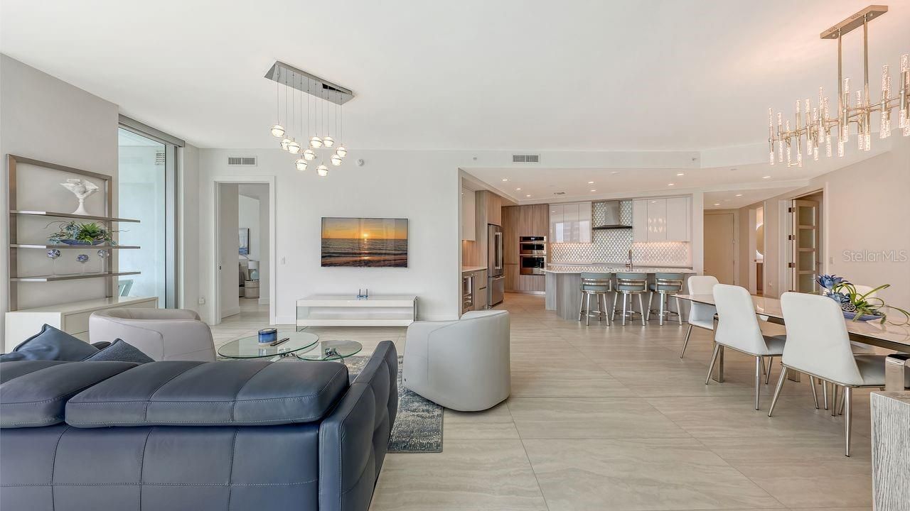 301 Quay Commons, Unit 1210, Sarasota, FL 34236 Photo