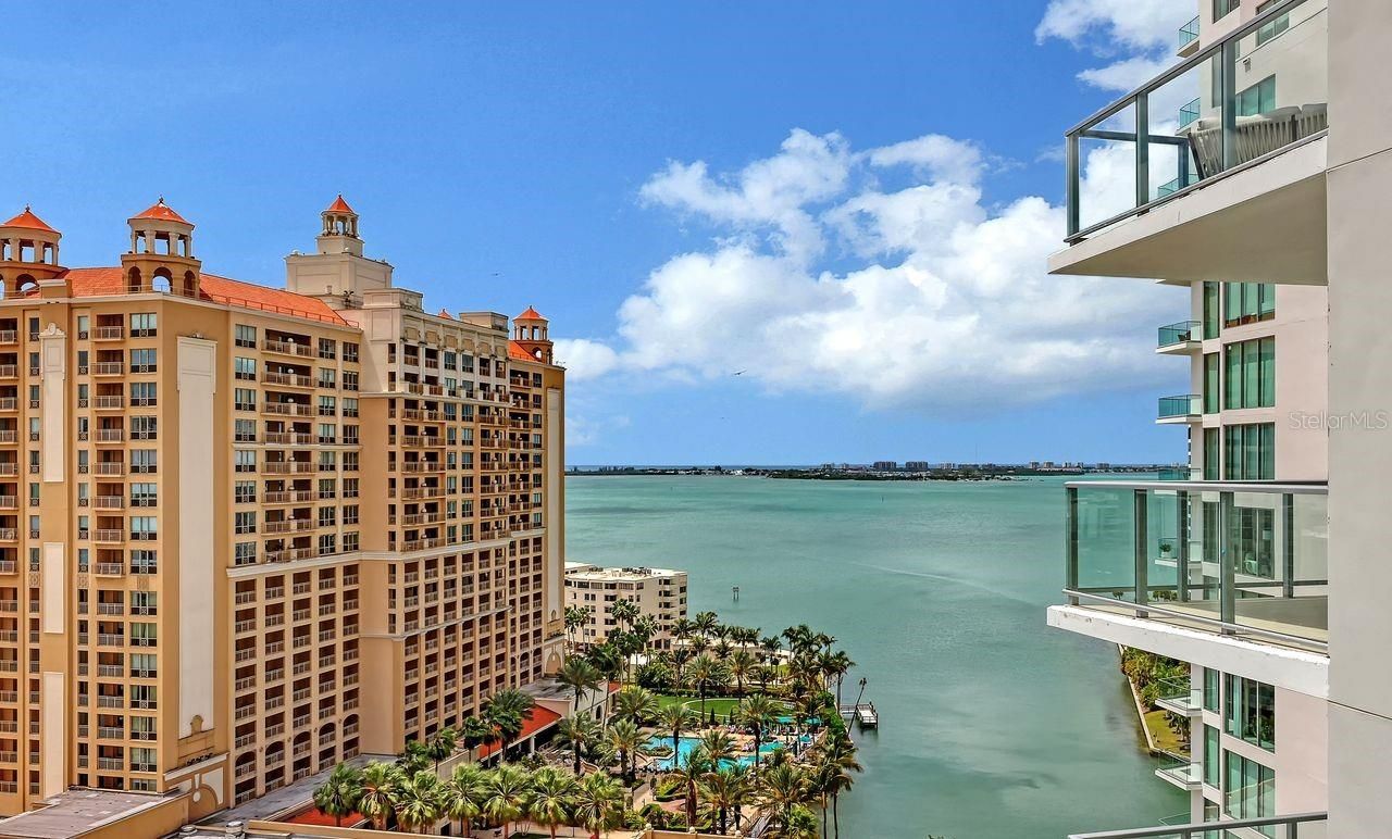 301 Quay Commons, Unit 1210, Sarasota, FL 34236 Photo