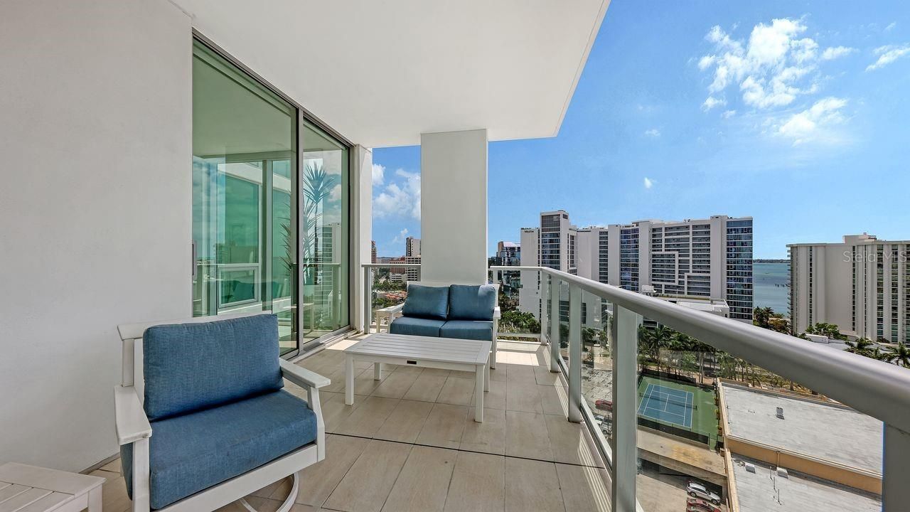 301 Quay Commons, Unit 1210, Sarasota, FL 34236 Photo