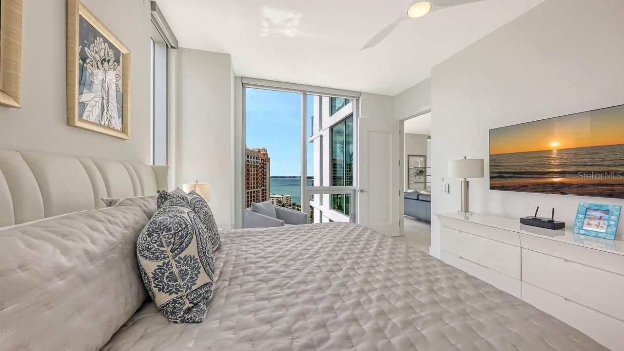 301 Quay Commons, Unit 1210, Sarasota, FL 34236 Photo