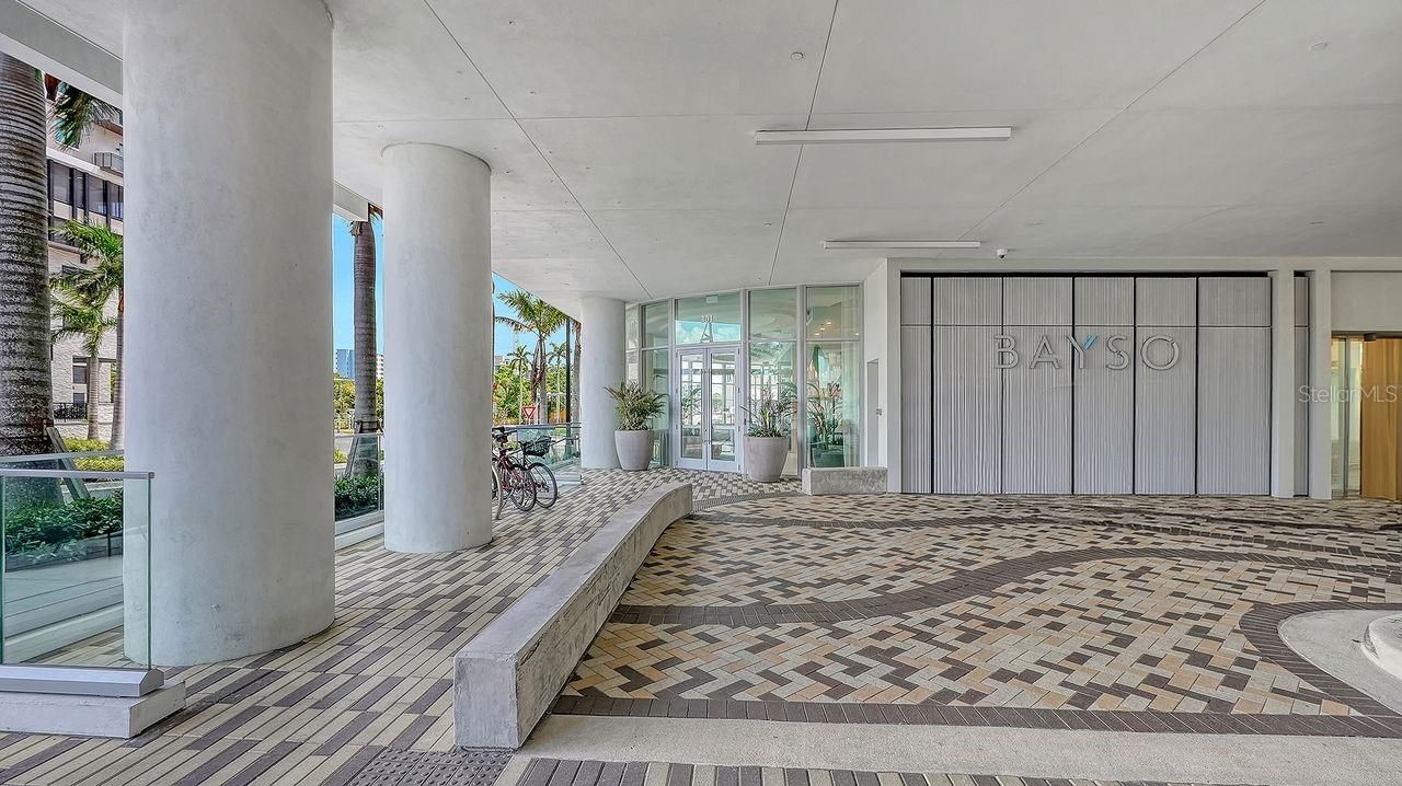 301 Quay Commons, Unit 1210, Sarasota, FL 34236 Photo