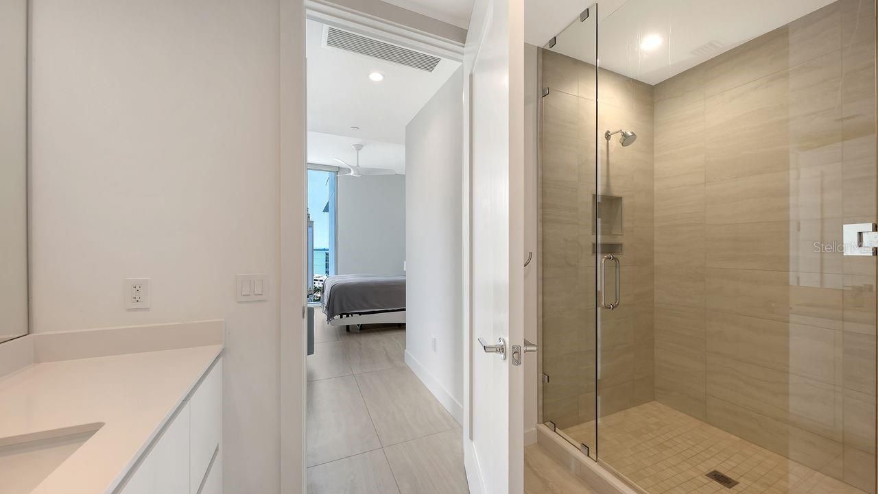 301 Quay Commons, Unit 1210, Sarasota, FL 34236 Photo