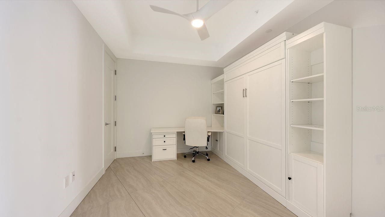 301 Quay Commons, Unit 1210, Sarasota, FL 34236 Photo