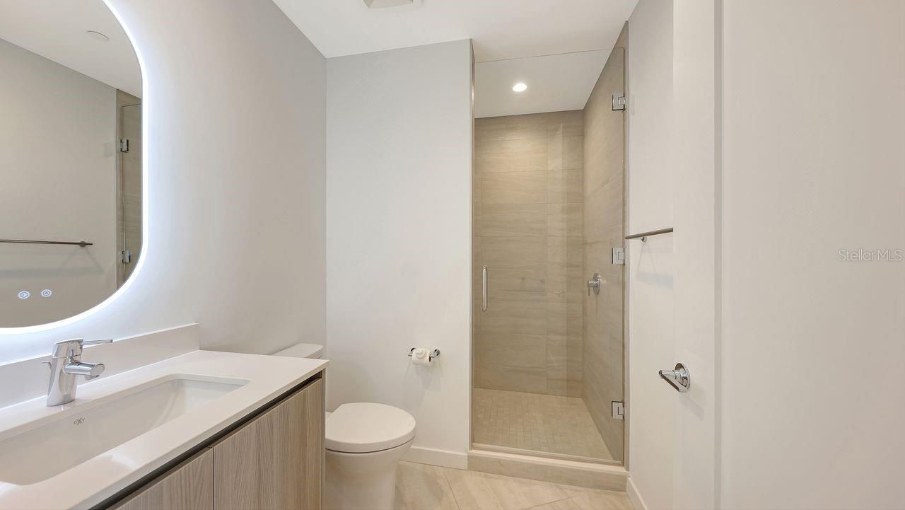 301 Quay Commons, Unit 1210, Sarasota, FL 34236 Photo