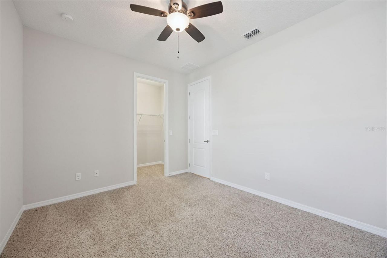 588 Autumn Ash Drive , Clermont, FL 34715 Photo