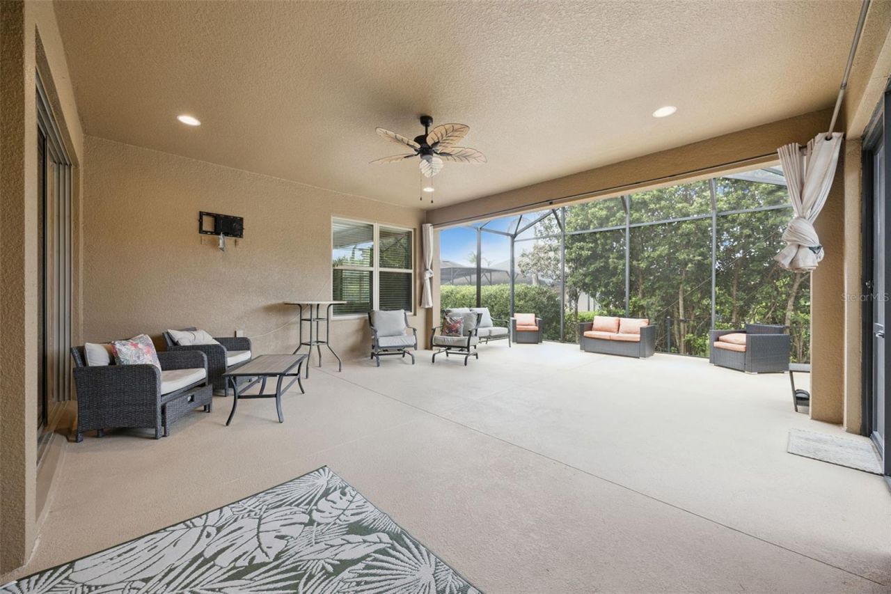 588 Autumn Ash Drive , Clermont, FL 34715 Photo