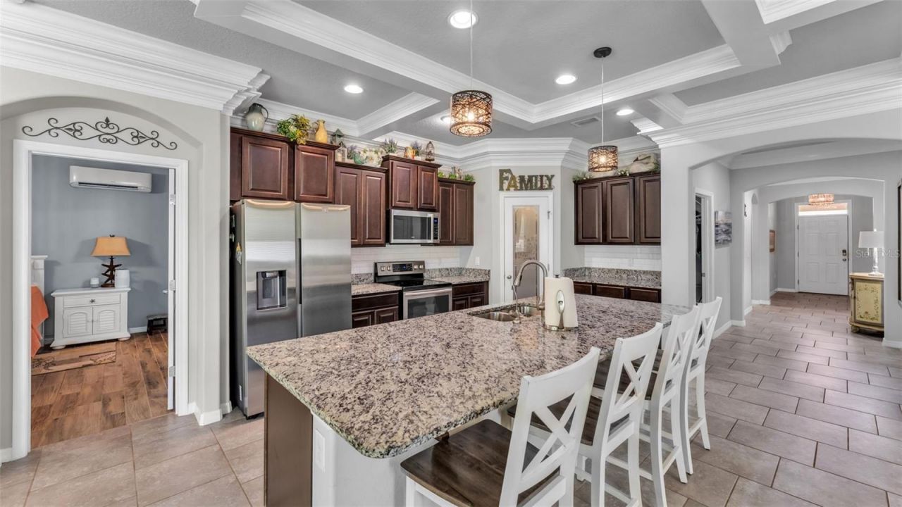 2253 Bella Luna Circle, Lakeland, FL 33810 Photo