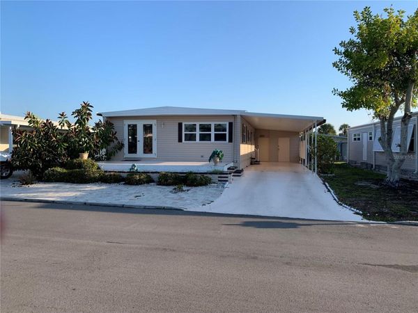 217 MANTUA DRIVE , VENICE, FL 34285