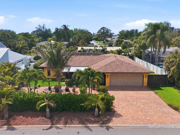 440 W GATE DRIVE, VENICE, FL 34285