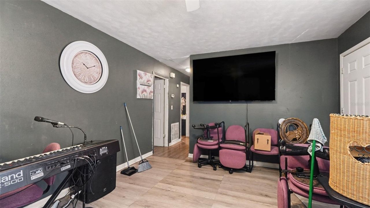 2305 NE 35th Street , Ocala, FL 34479 Photo