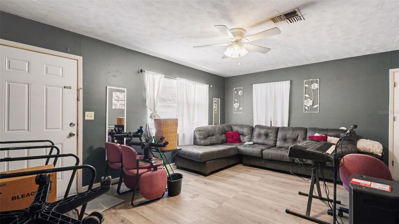 2305 NE 35th Street , Ocala, FL 34479 Photo